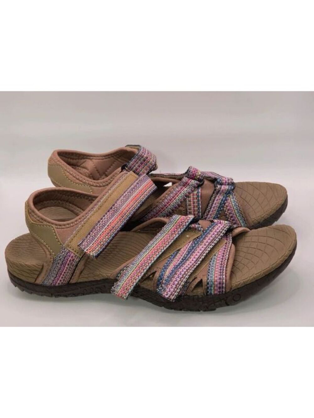 Whitin Women's hiking sandals with Arch Support | Durable & adjustable straps